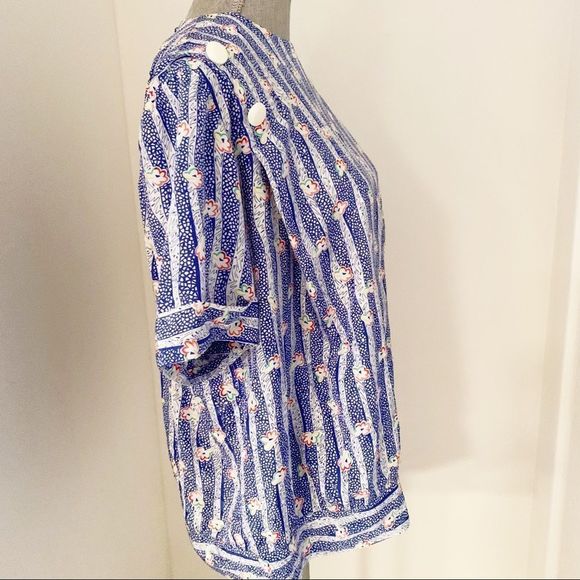 ๐ 3/$20 Vintage polyester flowy floral boho blouse. Large - Picture 3 of 5